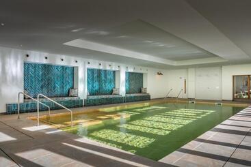 Harbour Beach Club, Hotel & Spa