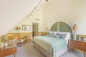 Harbour Beach Club, Hotel & Spa