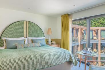 Harbour Beach Club, Hotel & Spa