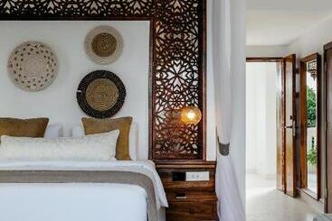 Lux Marijani Zanzibar - Pwani McHangani