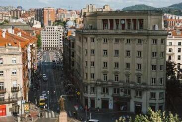 هتل Radisson Collection Bilbao