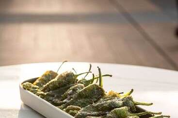 هتل Radisson Collection Bilbao