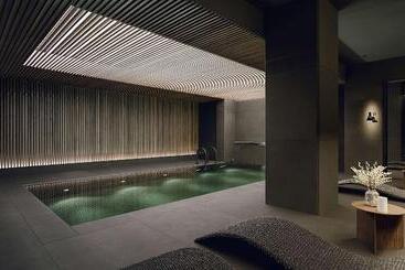 هتل Radisson Collection Bilbao