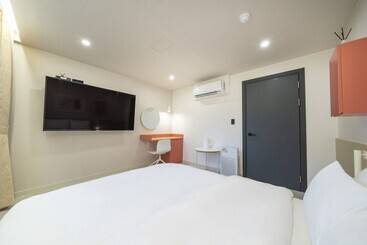 Nomad Aank Hotel Gumi