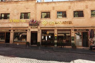 هتل Tuğhan