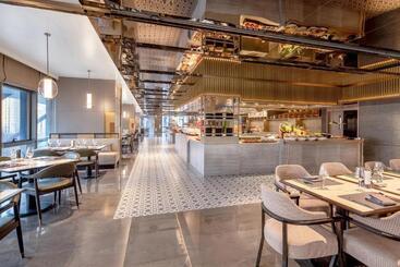 Hualuxe Hotels And Resorts Qingdao Licang, An Ihg