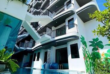 Poolrada Boutique Hotel   Sha Plus