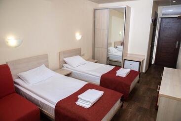 استراحتگاه Kohavi Forest Club