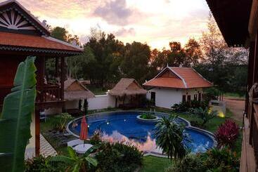 Sunbird Garden Resort