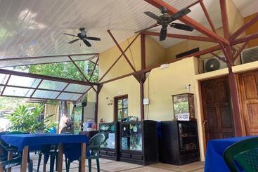 هاستل Cabinas Surf Arribadas