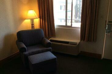 مُتل New Century Inn
