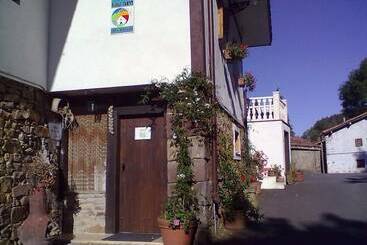 Agroturismo Kasa Barri