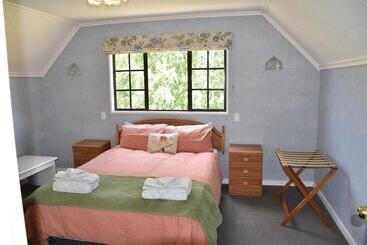Creel House Bed And Breakfast