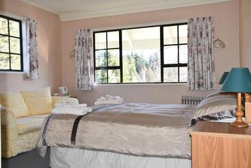 Creel House Bed And Breakfast