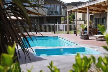 Alpine Resort Wanaka Thc Hotels And Resorts