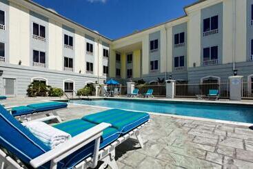 Holiday Inn Express Hotel & Suites Trincity Trinidad Airport By Ihg