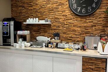 هتل Best Western  La Mare O Poissons