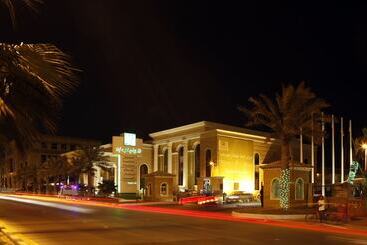 هتل Holiday Inn Al Khobar   Corniche, An Ihg