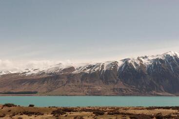 هتل Lake Tekapo Lodge