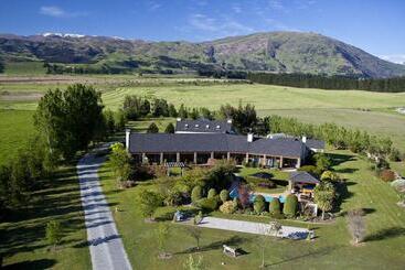 هتل Lime Tree Lodge