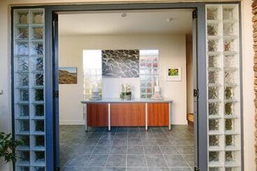 هتل Lime Tree Lodge