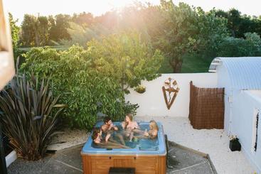 هتل Marlborough Vintners Accommodation