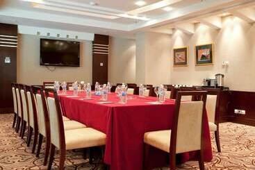 هتل Mercure Corniche Al Khobar
