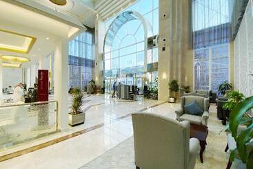 هتل Mercure Corniche Al Khobar