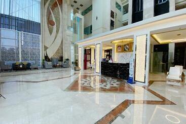 هتل Mercure Corniche Al Khobar