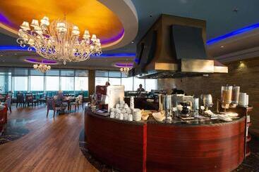 هتل Mercure Corniche Al Khobar