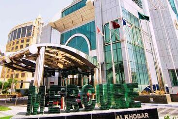 هتل Mercure Corniche Al Khobar