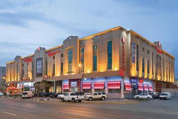 هتل Ramada By Wyndham Dammam Khaleej Road