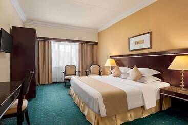 هتل Ramada By Wyndham Dammam Khaleej Road