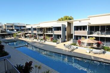 هتل Ramada By Wyndham Hervey Bay
