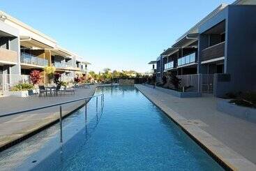 هتل Ramada By Wyndham Hervey Bay
