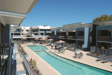 هتل Ramada By Wyndham Hervey Bay