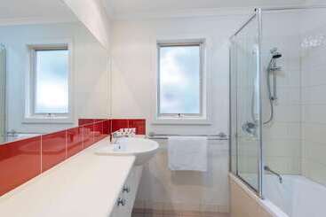 هتل Ramada Resort By Wyndham Phillip Island