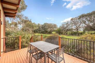 هتل Ramada Resort By Wyndham Phillip Island