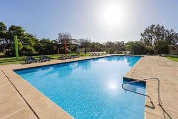 هتل Ramada Resort By Wyndham Phillip Island