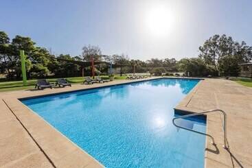 هتل Ramada Resort By Wyndham Phillip Island