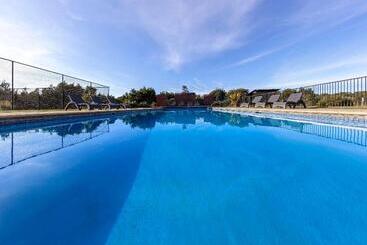 هتل Ramada Resort By Wyndham Phillip Island