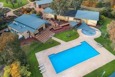هتل Ramada Resort By Wyndham Phillip Island