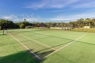 هتل Ramada Resort By Wyndham Phillip Island