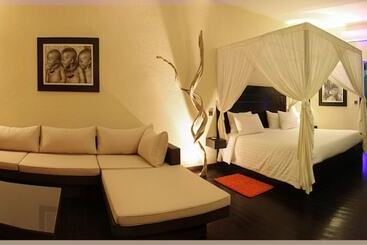 The Rhino Resort Hotel & Spa