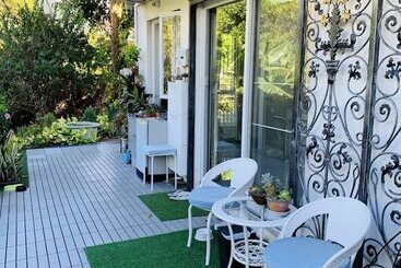 هتل City Oasis Guesthouse