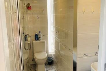 هتل City Oasis Guesthouse