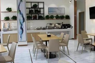 هتل City Comfort Inn Jinzhou Bohai University Wanda Plaza