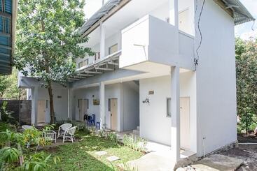 هتل Pas Residence
