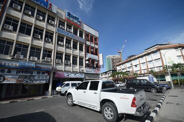 هتل River Inn By Oyo Rooms