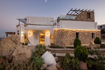 هتل Aegean Village Beachfront Resort